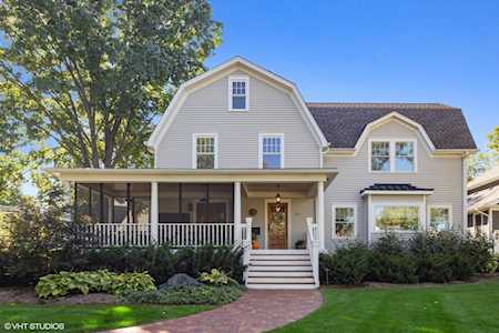 388 N Montclair Ave Glen Ellyn, IL 60137