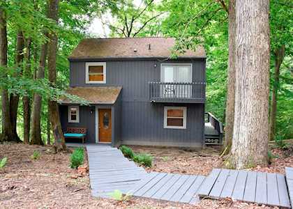 983 Sauk Court Hide A Way Hills, OH 43107