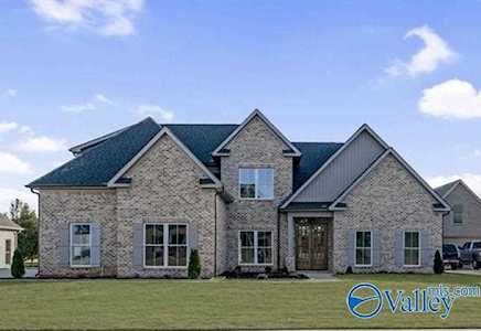 224 Midland Drive Brownsboro, AL 35741