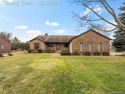 29398 Tonester Circle Lyon Twp, MI 48165