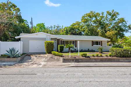 6772 113th St Seminole, FL 33772