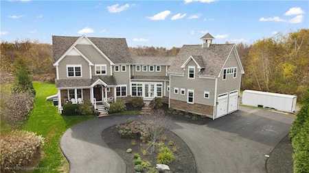 172 Greystone Terrace Portsmouth, RI 02871