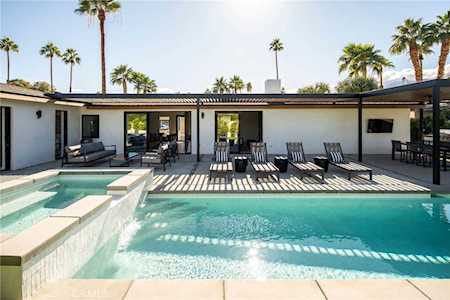 2040 E Calle Lileta Palm Springs, CA 92262