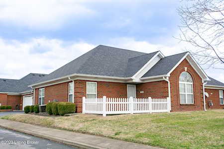 10103 Grey Hawk Dr Louisville, KY 40219