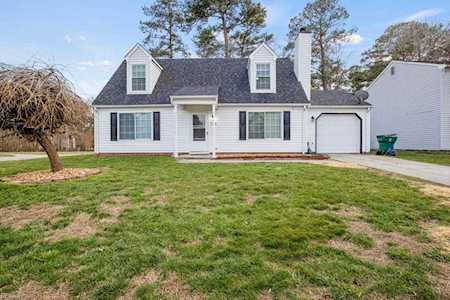 701 Stacis Ln Newport News, VA 23608
