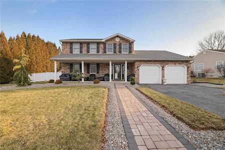 2688 Peggy St Easton, PA 18045
