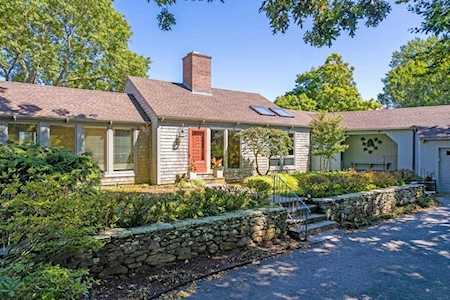 29 Grinnell Rd Dartmouth, MA 02748