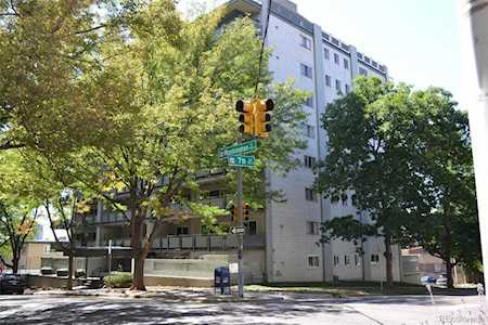 669 Washington St #805 Denver, CO 80203