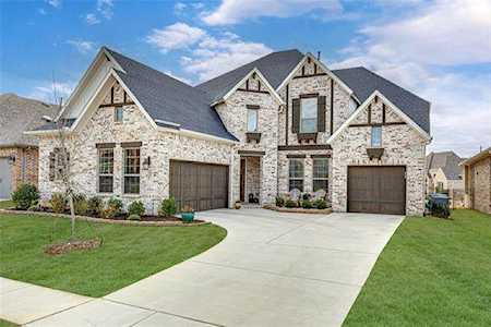 9317 Prickly Pear Trail Lantana, TX 76226