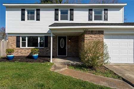 868 Drawbridge Dr Chesapeake, VA 23323