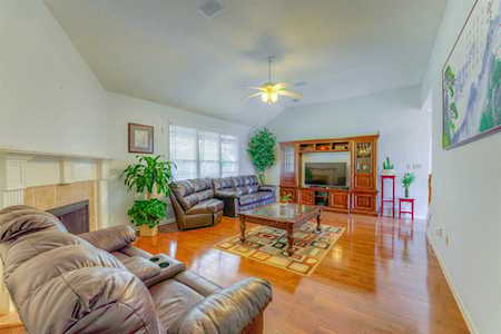 10500 Larson Bay Ln Collierville, TN 38017