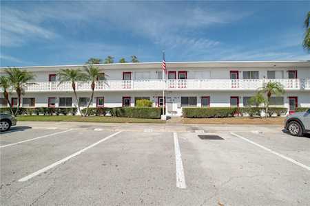 8220 112th St #105 Seminole, FL 33772
