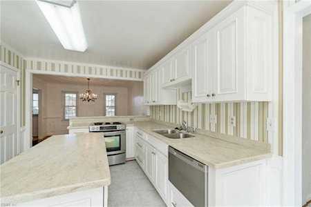 4709 Pickle Barn Ct Virginia Beach, VA 23455