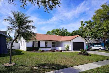 10042 85th St Largo, FL 33777