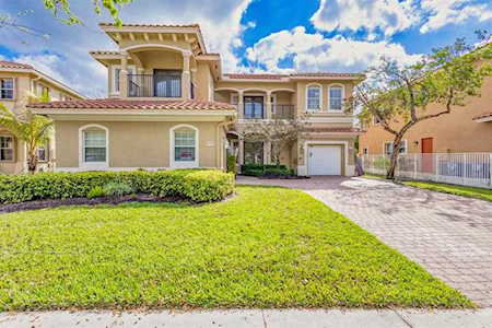 744 Triana Street West Palm Beach, FL 33413
