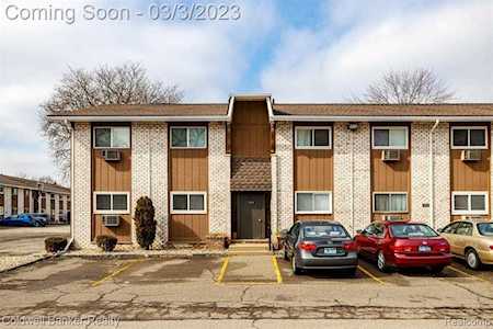 7515 Woodview St #1 Westland, MI 48185