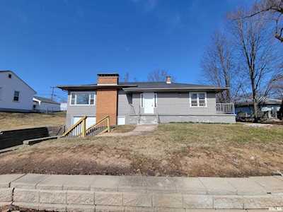 313 Roosevelt St Creve Coeur, IL 61610