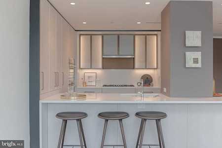 601 Wharf St SW #203 Washington, DC 20024