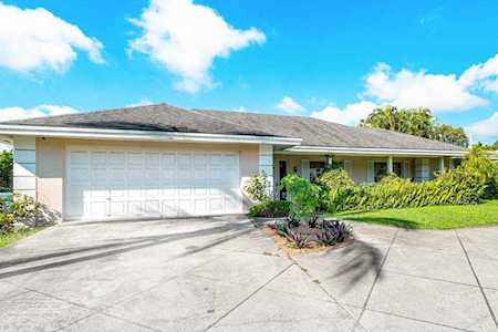 225 Golfview Drive Tequesta, FL 33469
