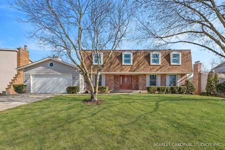 6S671 Millcreek Ln Naperville, IL 60540