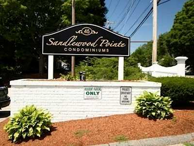 45 Macy #204C Amesbury, MA 01913