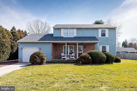404 Catalba Ave Mickleton, NJ 08056