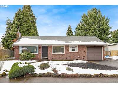 604 Columbia Ridge DR Vancouver, WA 98664