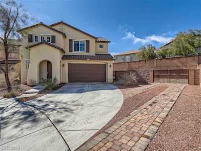 7001 Flagstaff Ranch St Las Vegas, NV 89166