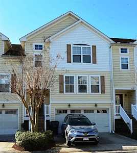 5553 Taylors Walke Ln Virginia Beach, VA 23462