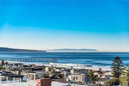 2451 Silverstrand Ave Hermosa Beach, CA 90254