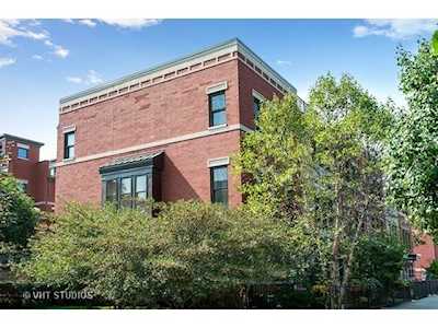 1026 N Kingsbury St Chicago, IL 60610