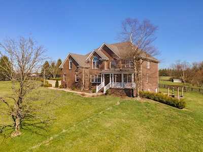 4850 Buggy Ln Lexington, KY 40516
