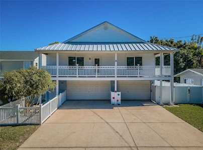 109 Peterson Ln Palm Harbor, FL 34683