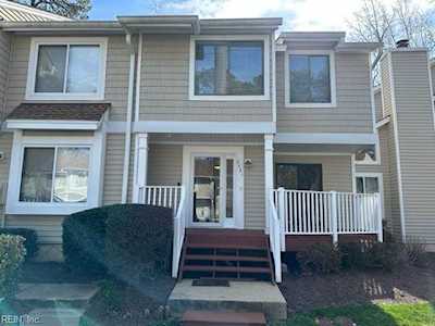 2521 Cove Point Place Virginia Beach, VA 23454