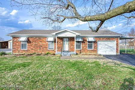152 Concord Dr Mt Washington, KY 40047