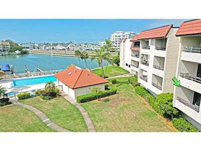 106 1st St E #104 Tierra Verde, FL 33715