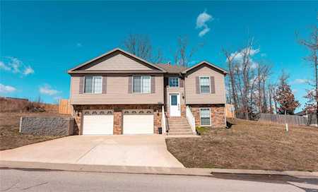 16750 Holy Cross Ln St Robert, MO 65584