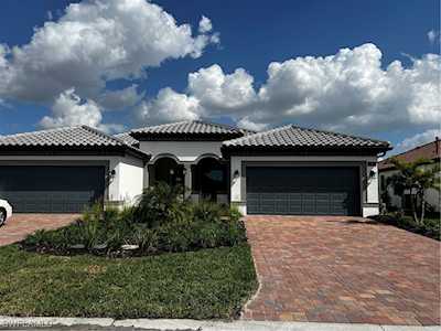 17361 Corsini Dr Fort Myers, FL 33913