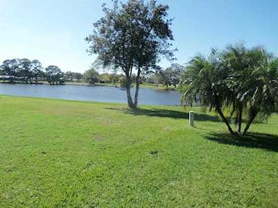 3028 SE SE Pine Valley Street Port Saint Lucie, FL 34952