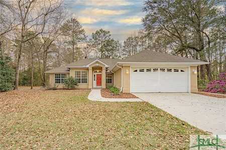 63 Laurenburg Dr Richmond Hill, GA 31324
