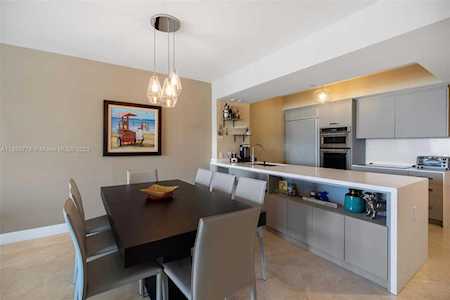 1830 S Ocean Dr #4211 Hallandale Beach, FL 33009