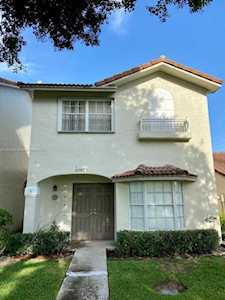10875 NW 8th St Pembroke Pines, FL 33026