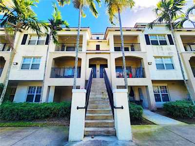 5920 W Sample Rd #303 Coral Springs, FL 33067