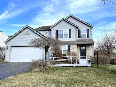 446 Wooster Street Pickerington, OH 43147