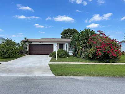 6407 Hitchin Post Way Delray Beach, FL 33484