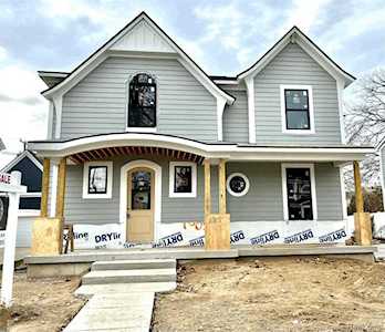 1085 Carol Ave Plymouth, MI 48170