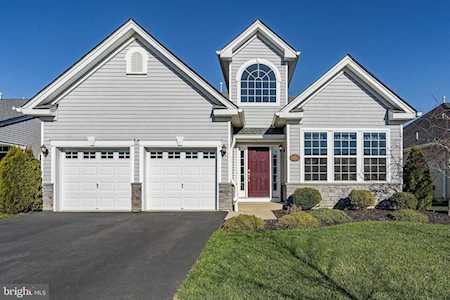 39 Twilight Dr Barnegat, NJ 08005