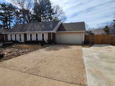 6901 Rockbrook Dr Memphis, TN 38141