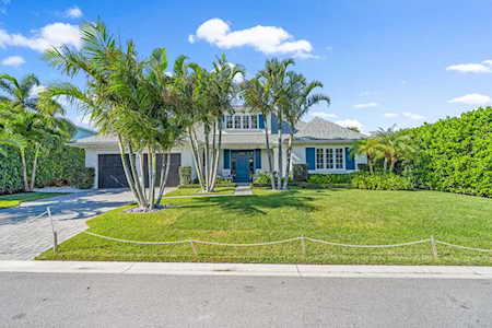 155 Beacon Lane Jupiter Inlet Colony, FL 33469