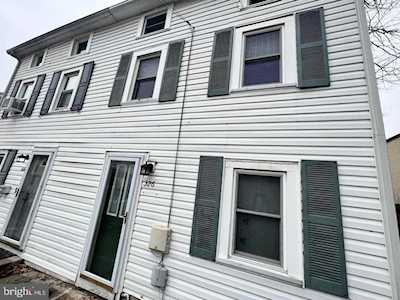326 Dayton St Phoenixville, PA 19460